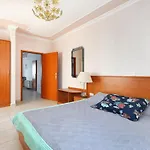 Brodarica 15270c *