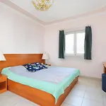 Brodarica 15270c *