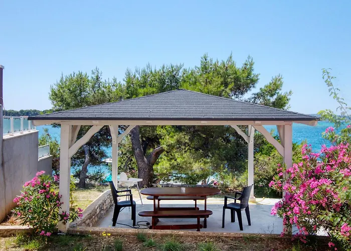 Brodarica 15270c Sibenik